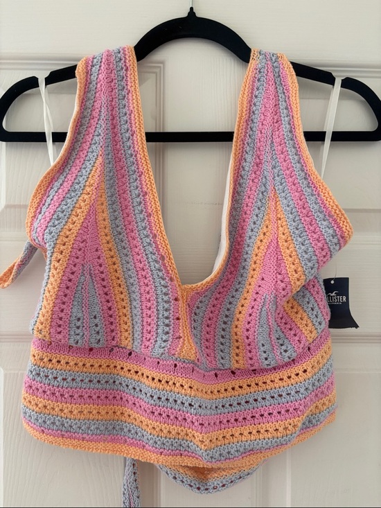 Hollister Tops - Hollister Crochet V-Neck Striped halter Top - Pink/Gray/Peach